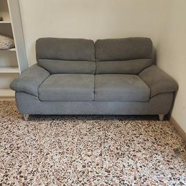 Divano 2 posti