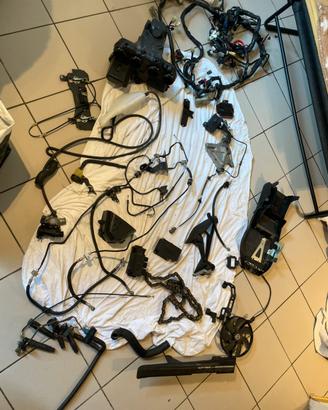 Pezzi  Parti kawasaki z 750 anno 2008