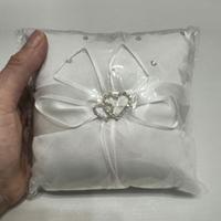 CUSCINO PORTAFEDI IN RASO BIANCO NUOVO