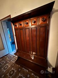 Attaccapanni stile rustico e raffinato