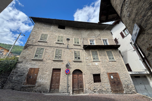 Intera casa Montagna in Valtellina