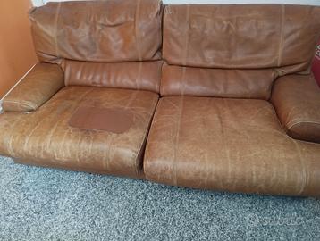 divano letto cuoio