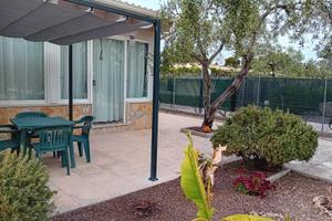 Vieste: casa FRONTE SPIAGGIA lungomare Mattei