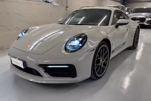 PORSCHE 911 Carrera