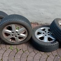 Treno 4 gomme e cerchi in lega auto 205/50r16