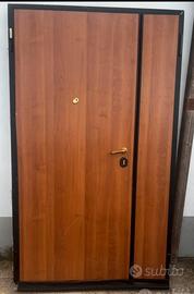 Portone 2 ante 120 x 215 serratura da cambiare