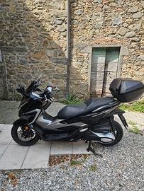 honda forza 350  gomme nuove e garanzia Honda 