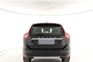 VOLVO XC60 AWD 2.4 DIESEL