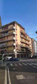 Appartamento di 150 m² con 3 locali e box auto a B