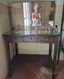 Mobile toilette vintage con specchio