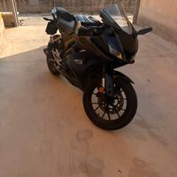 Yamaha yzf r125 2022