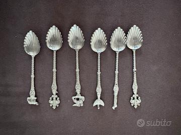 Set cucchiaini argentati