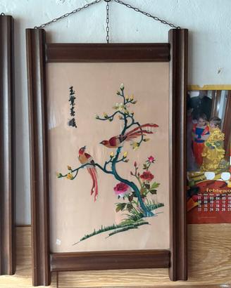 Set 3 Quadri Orientali Vintage ricamati su seta