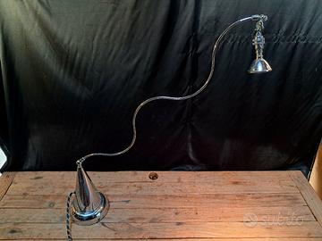Lampada da terra postmoderna  anni 80
