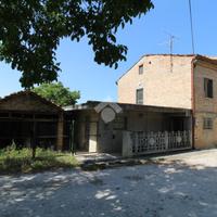 CASA SEMINDIPENDENTE A CAMPLI