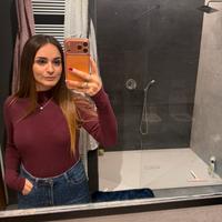 Insegnante offre ripetizioni e aiuto compiti