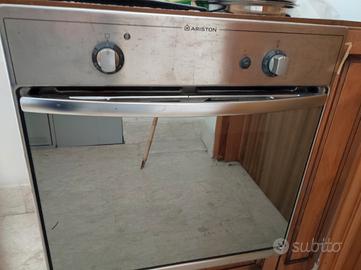Forno a gas Ariston da incasso 
