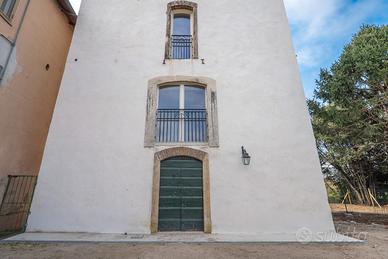 Edicio ristrutturato indipendente