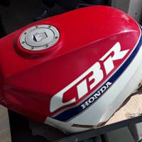 Serbatoio nudo honda cbr 1000 '87-88 usato