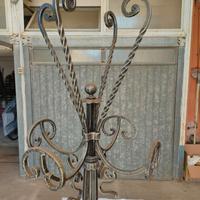 ATTACCAPANNI-APPENDIABITI IN FERRO BATTUTO