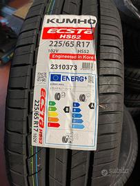 2 pneumatici KUMHO 225/65 R17  nuovi 200 €