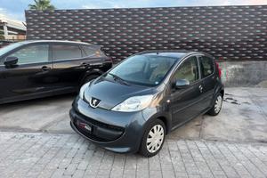 Peugeot 107 1.0 68CV 5p. Plaisir