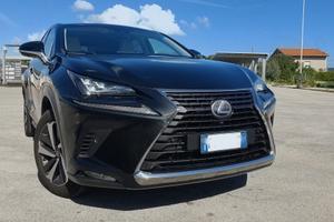 Lexus nx300h Luxury full Hybrid 4x4