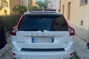 Volvo xc60 2013 R Design