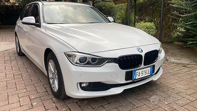 BMW 318 d Serie 3 F31 Touring Luxury Navi