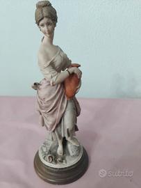Statuina Capodimonte firma Bruno Merli - Dama