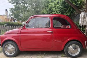 Auto d'epoca 500l