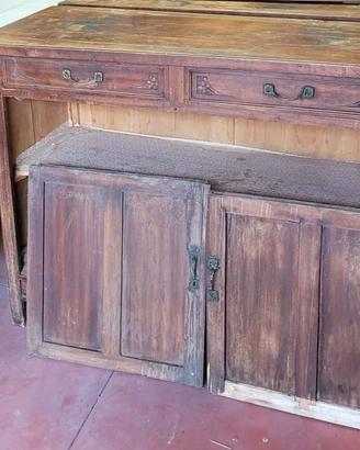 Credenza
