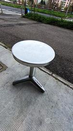 Sgabello anni 50 in acciaio