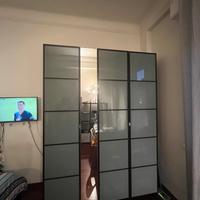 Armadio, letto, scrivania IKEA