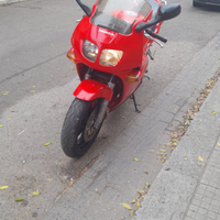 Honda vfr 750cc