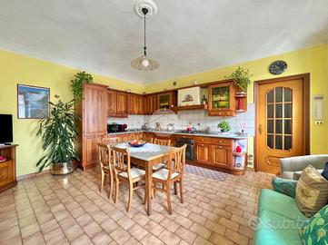 3 LOCALI A LANZO TORINESE