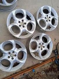 Cerchi in lega Alfa Romeo 17" Alfa Romeo 