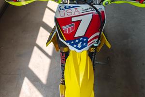 Motard suzuki rmz 450.