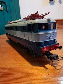 LIMA HO. Locomotiva elettrica Tartaruga E444 001
