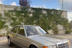 Mercedes-benz 190 2.0 E