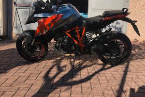 KTM 1290 Super Duke GT