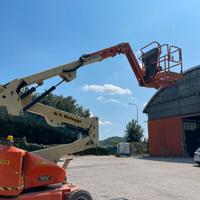piattaforma a braccio articolato JLG E 400 AJ