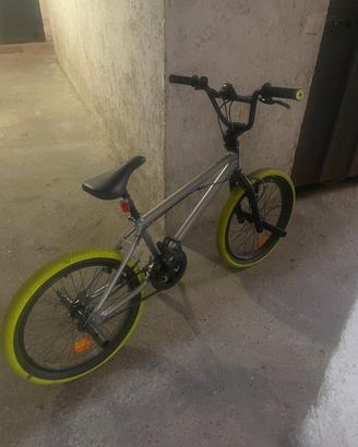 Bicicletta BMX B'Twin Wipe 500 (Decathlon) 20" - G