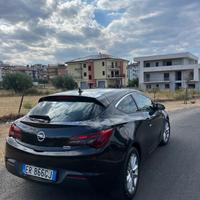OPEL Astra - 2013