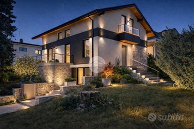 VILLA SINGOLA A RIVALTA DI TORINO