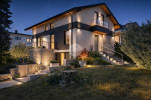 VILLA SINGOLA A RIVALTA DI TORINO