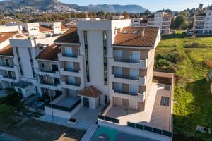 Palestrina: appartamento con box auto e cantina