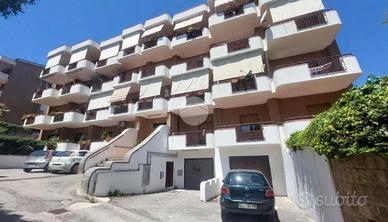 3 LOCALI A PELLEZZANO