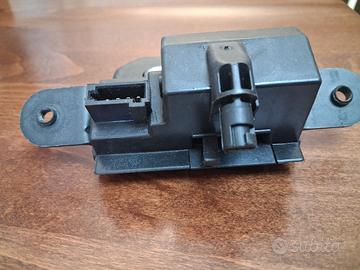 serratura interna portellone posteriore fiat doblo