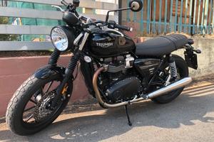 Triumph Bonneville Street Twin 900 del 2021